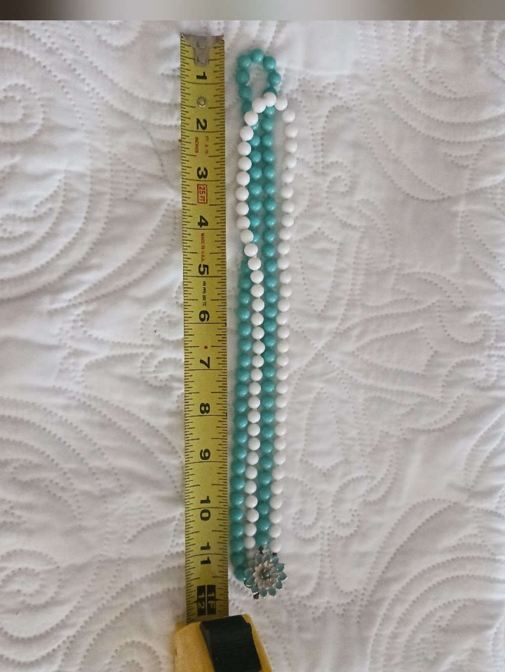 Milkglass Necklace Vintage Turquoise and White Glass Beads With Floral Clasp - Picture 13 of 13